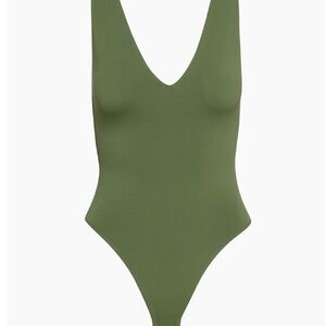 BABATON Aritzia Contour V-Neck Tank Thong
Bodysuit Size M, Sencha Green